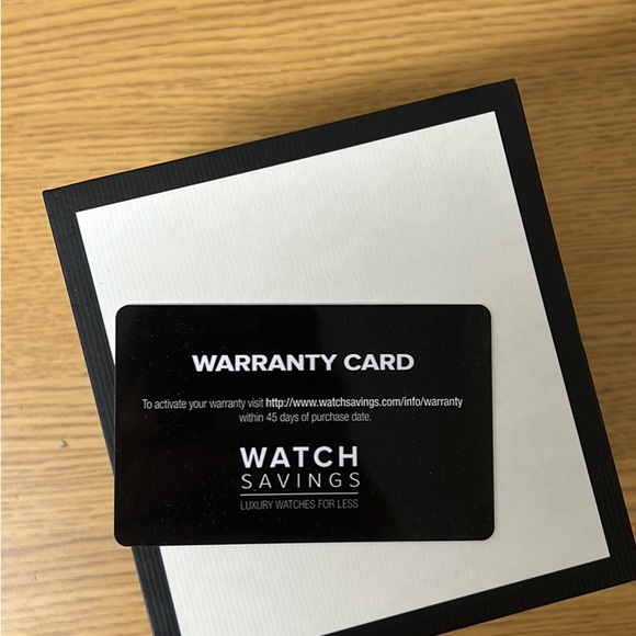 Gucci Timeless Swiss made watch - Picture 3 of 5